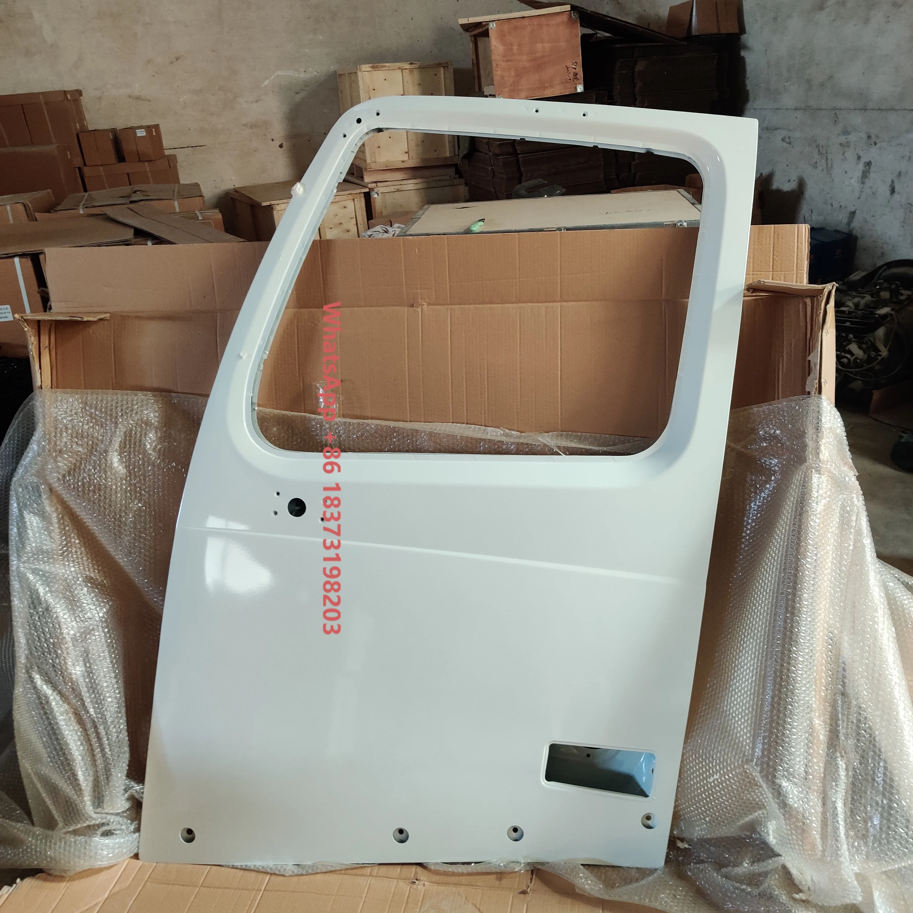 

Wholesale Doors of Truck Body Parts for Original Howo Truck Spare Parts for Sale