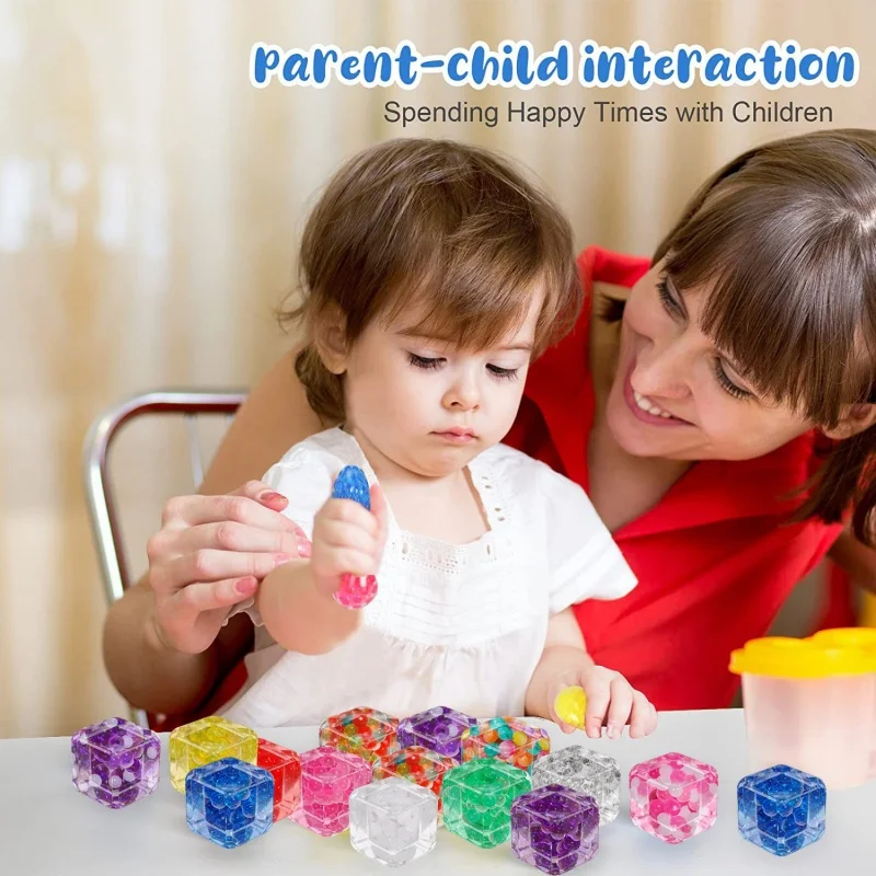 6/12個入り ミニストレスキューブ フォーム粒子入り、スクイーズストレスボール ストレス解消おもちゃ 子供・ティーン向け 鎮静おもちゃ