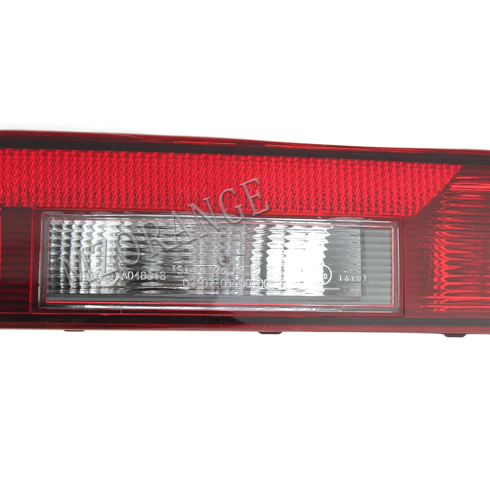 Rear Bumper Reflector Light For Audi Q5 2.0T 2017-2020 US Version