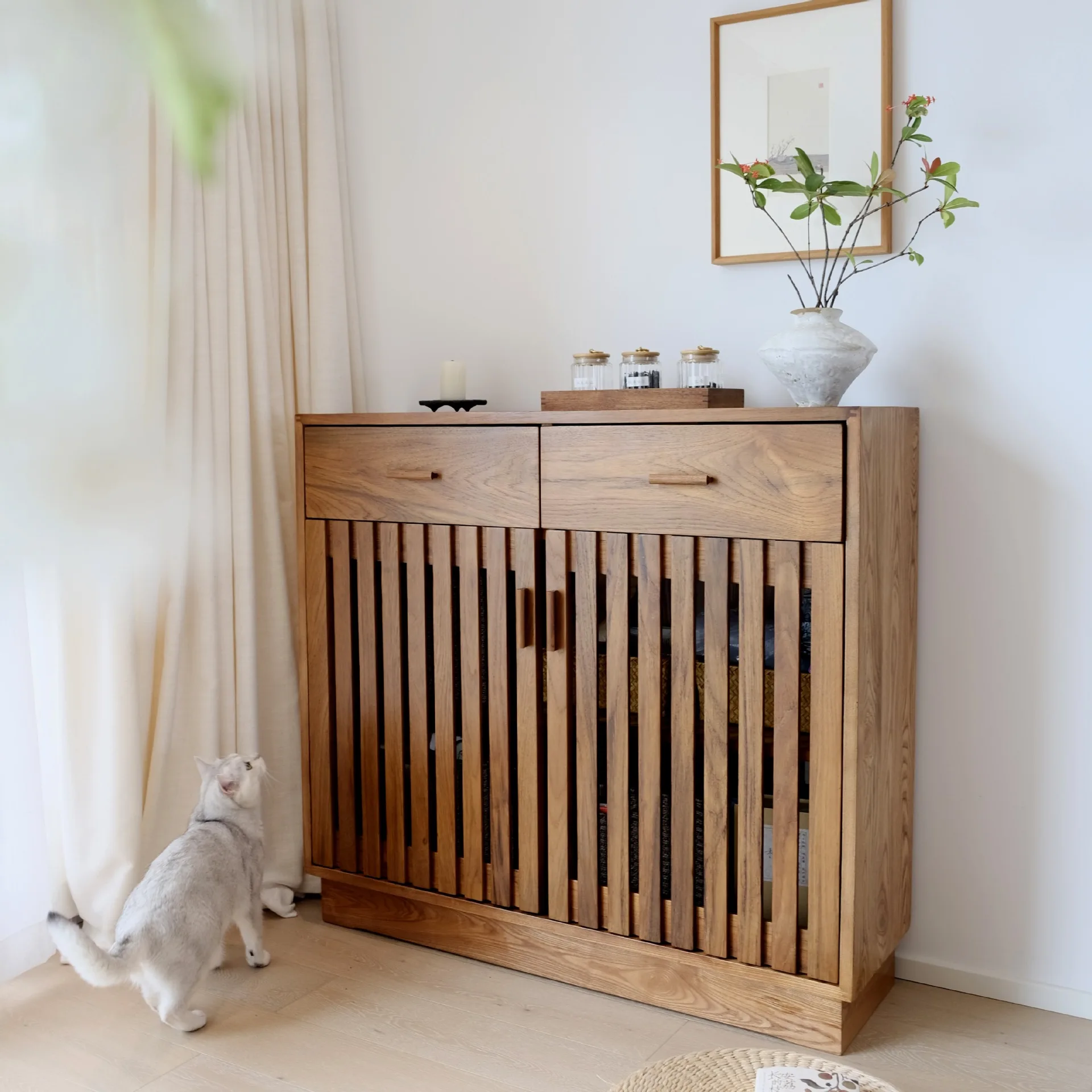 Edge Balcony Designer Locker Storage Solid Wood Wall