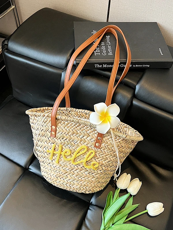 Large Capacity Straw Woven Shoulder Bag Beach Travel Basket Style Women's Handbag Summer 2025 Trendy Casual Foldable Bag