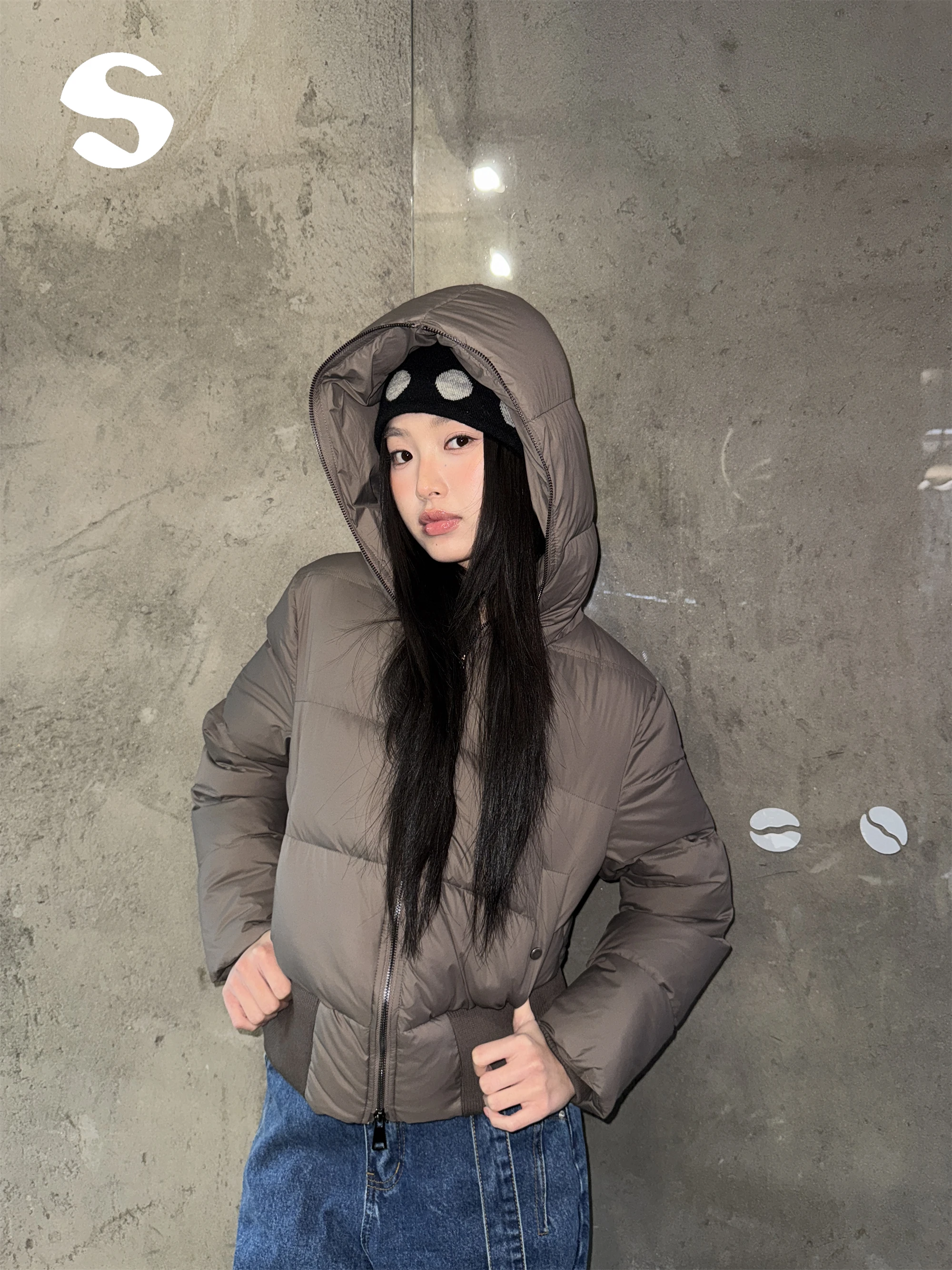 

Повседневная свободная женская пуховая куртка с капюшоном, наполненная 90% белым утиным пухом, теплая, универсальная зимняя верхняя одежда, пуховик-пальто