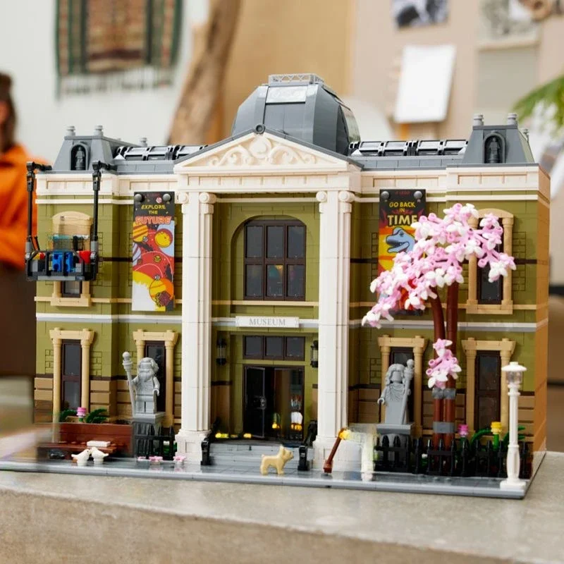 

The building blocks of the city street scene model, natural history museum, combined with model technology, can be DIY assembled