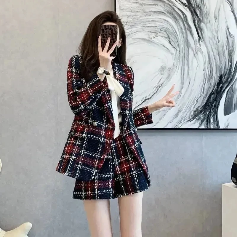

Skirt Sets Casual Suit Female 2025 Autumn Winter New Net Red Popular Plaid Small Suit Shorts Two-Piece Female Button Commute