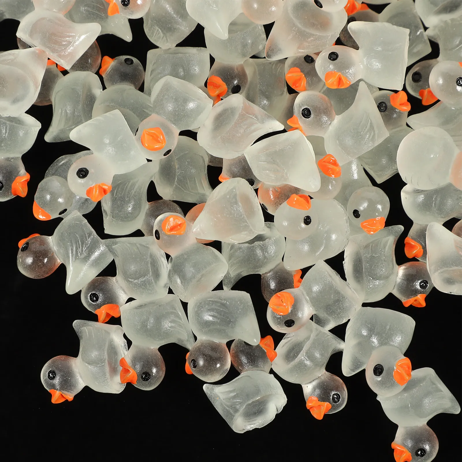 

100Pcs Glow in The Dark Mini Resin Duck Decorations Creative Cartoon Appearance Car Garden Micro Landscape Ornament Night Light