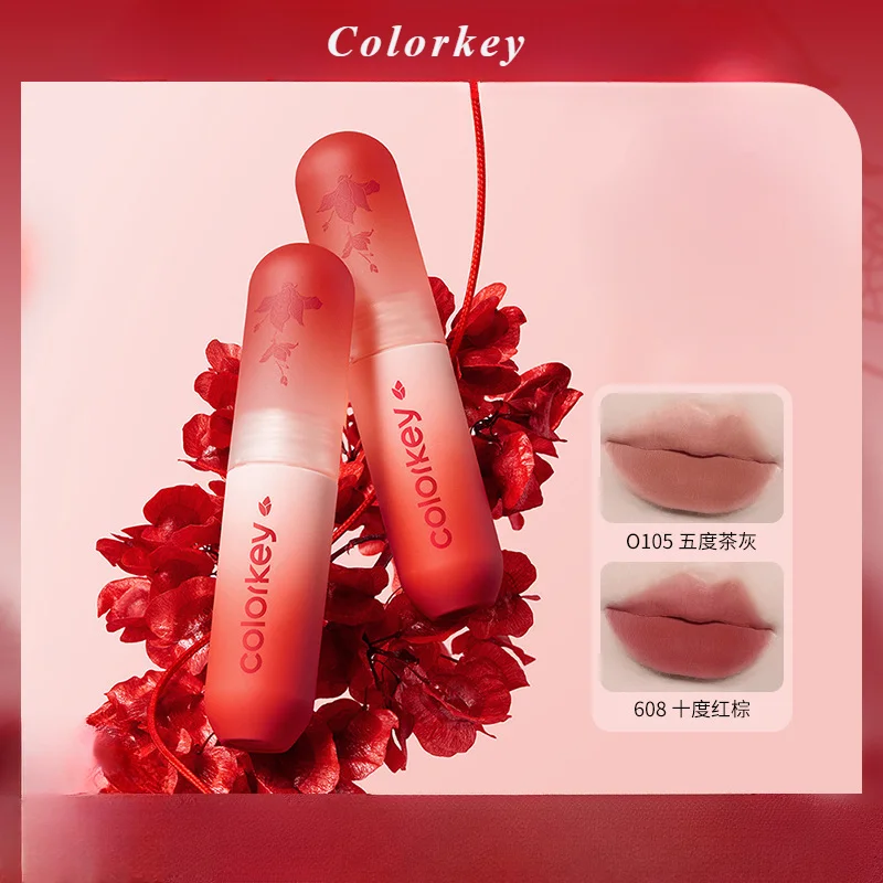 

Colorkey Fox Demon Lip Mud Joint Limited Edition Lip Mud appears white and red, not easy to get stuck, and prone to smudging