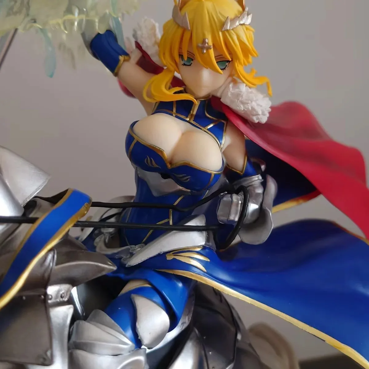 Sabre figura destino/grande pedido anime estatueta altria pendragon figura de ação pvc legal meninas modelo bonito decoração mesa crianças presentes
