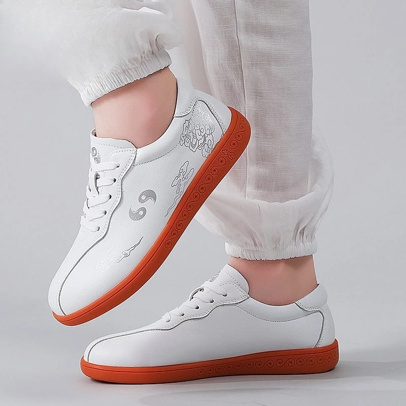

2026 New Arrival Martial arts Sneakers for Men Comfortable Taekwondo Shoes Men Anti-Slip KungFu Shoes Men Unisex Taiji Shoe Man