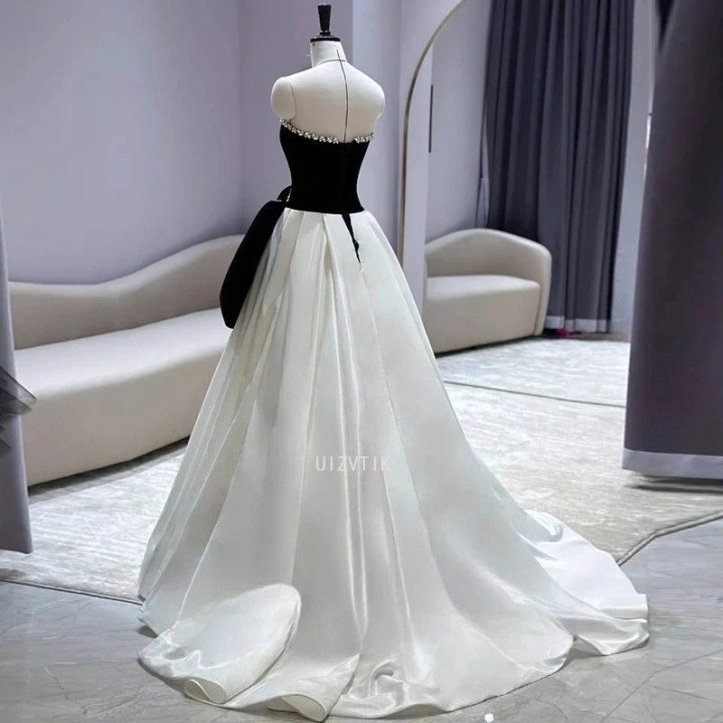أسود أبيض منتفخ فساتين الزفاف قبالة الكتف المخملية صد بلورات مساء اللباس Peplum لامعة تنورة المشاهير اللباس الرسمي