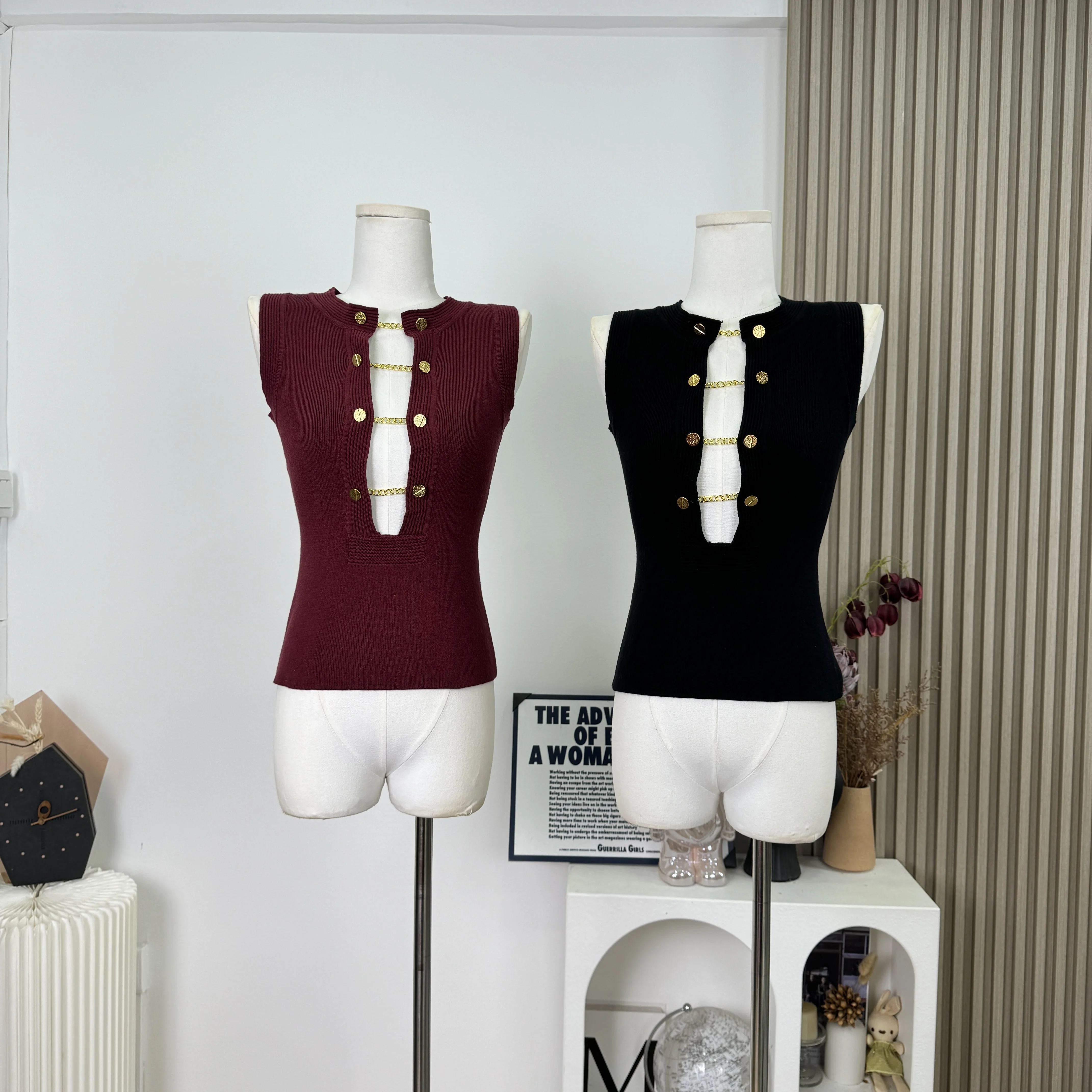 

Sexy Knitted Vest High-End Women Elegant Slimming Fit Metal Buttons Hollow Out Tank Tops F406