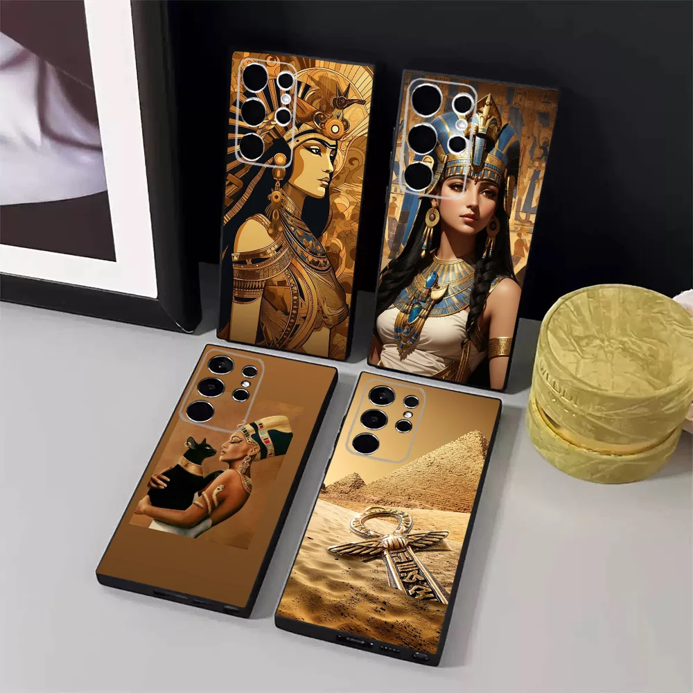 Cleopatra of Egypt Egypt Nefertiti Phone Case For Samsung S24,23,22,30,21,10,9,Ultra,Plus,Lite,FE,5G Black Soft Case