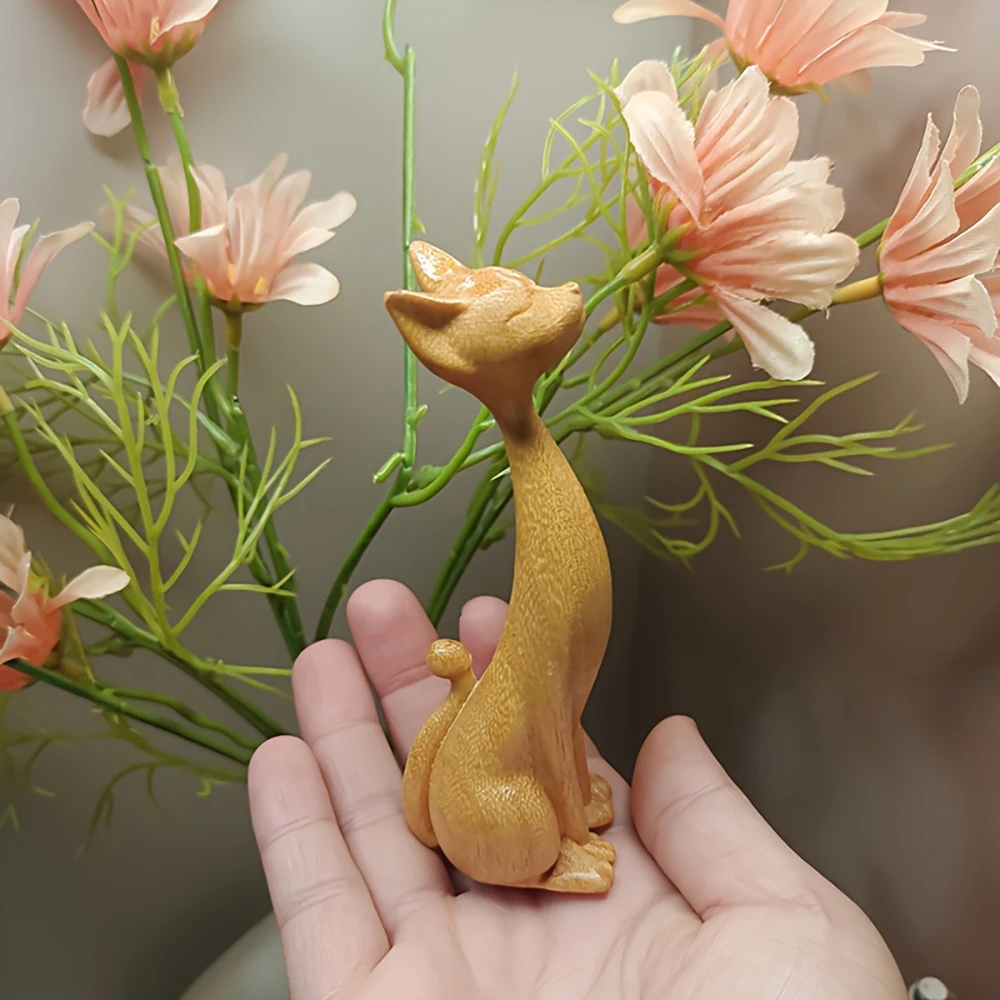 Three-Dimensional Wooden Cat Figurine in a Sitting Position, with Closed Eyes and Head Raised, Cute Design, Christmas and New Year Entrance Decoration, Carved with Natural Wood Grain, Tabletop Display, Nordic Style Home Art Piece