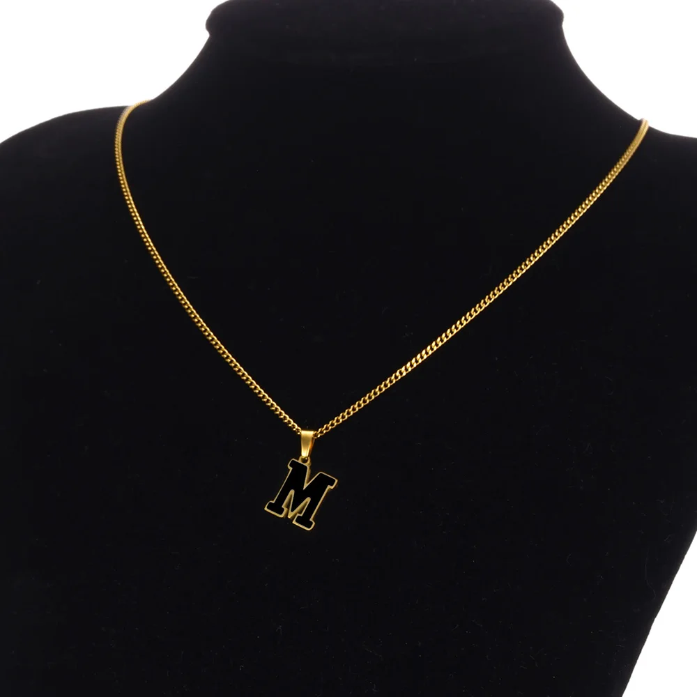 الذهب اللون الفولاذ المقاوم للصدأ 26 حرف قلادة كلاسيكية سوداء الأولي قلادة قلادة عيد الحب هدية مجوهرات شحن مجاني