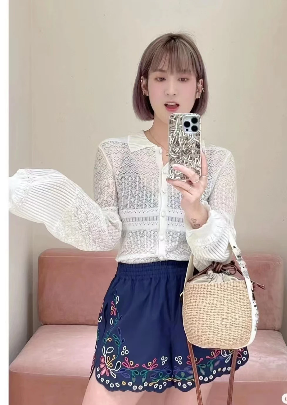 Summer 2023 Summer Women's New Woody Woven Vegetable Basket Bucket Bag Drawstring Letter Panels Ribbon Basket Bag