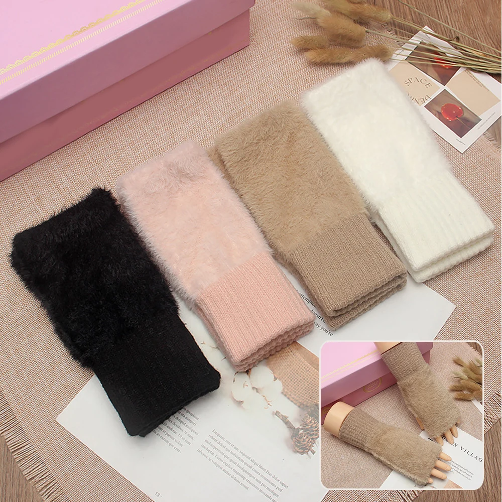 Y2K Fashion Women Girl Plush Gloves Korean Antumn Winter Half Finger Gloves Soft Wool Warm Knitted Glove Student Writing Mittens