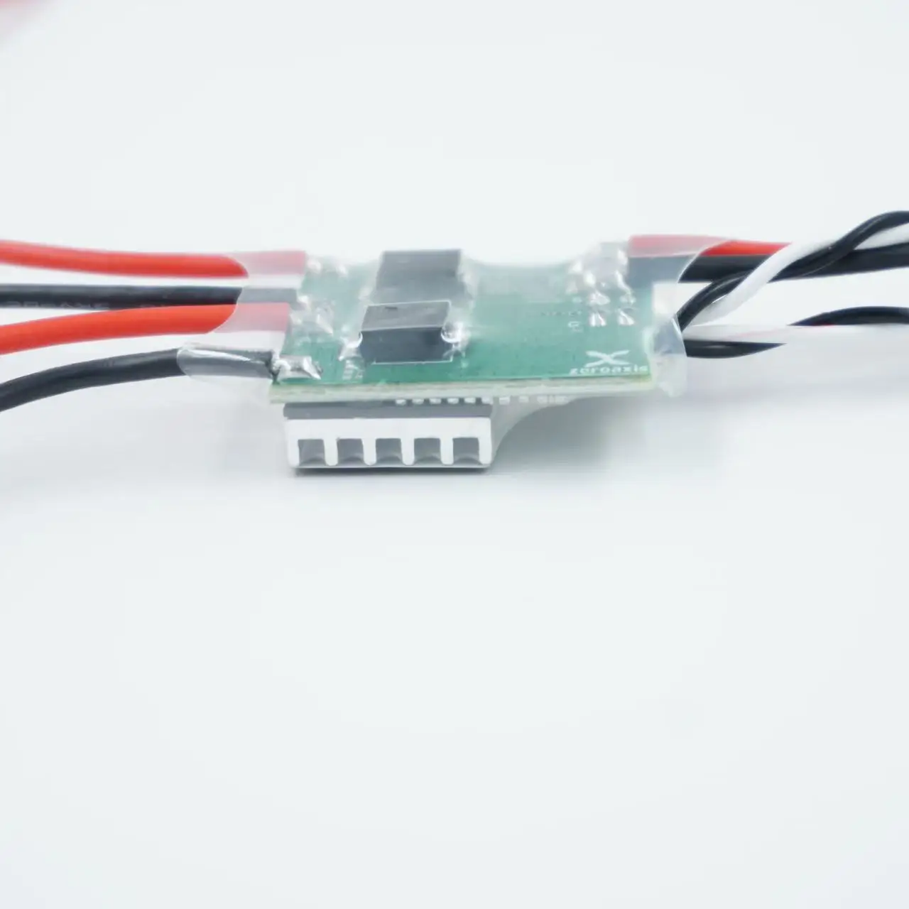 2-6S 30A geborstelde tweekanaals bidirectionele ESC met tankmixer voor rupsvoertuigen en boten (PWM-signaal)