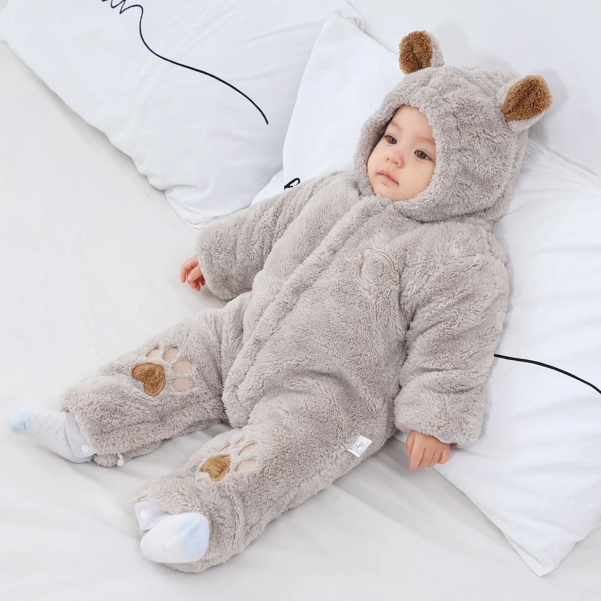 

0-18M Newborn Thicken Baby Romper Girl Jumpsuit Warm Ear Hooded Children Clothing Kid Infant Playsuit Winter Outerwear A710