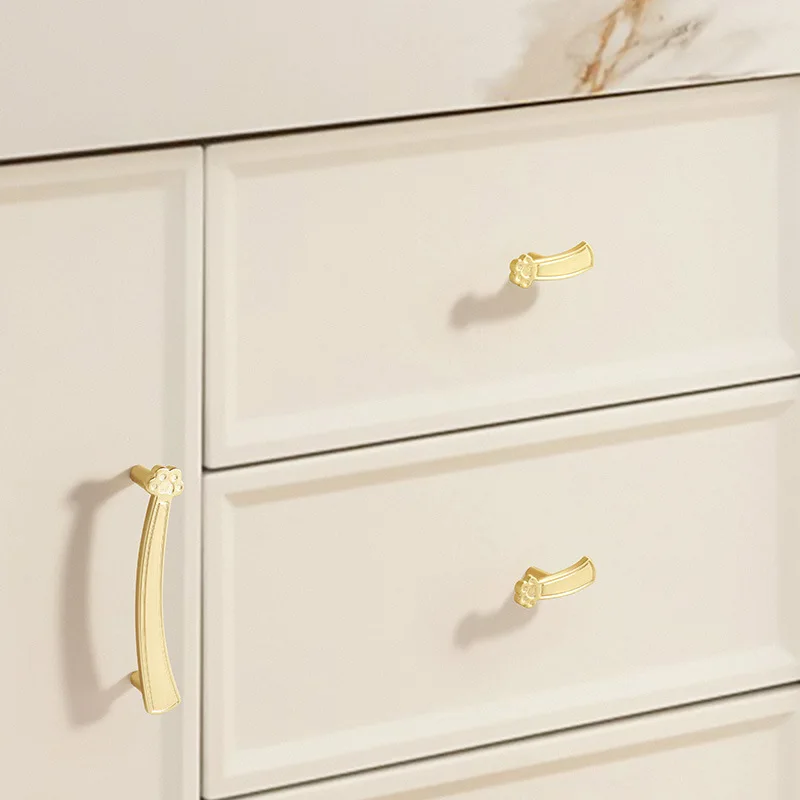Luxury Black Cabinet Handles Creative Drawer Pulls for Wardrobe Furniture Hardware