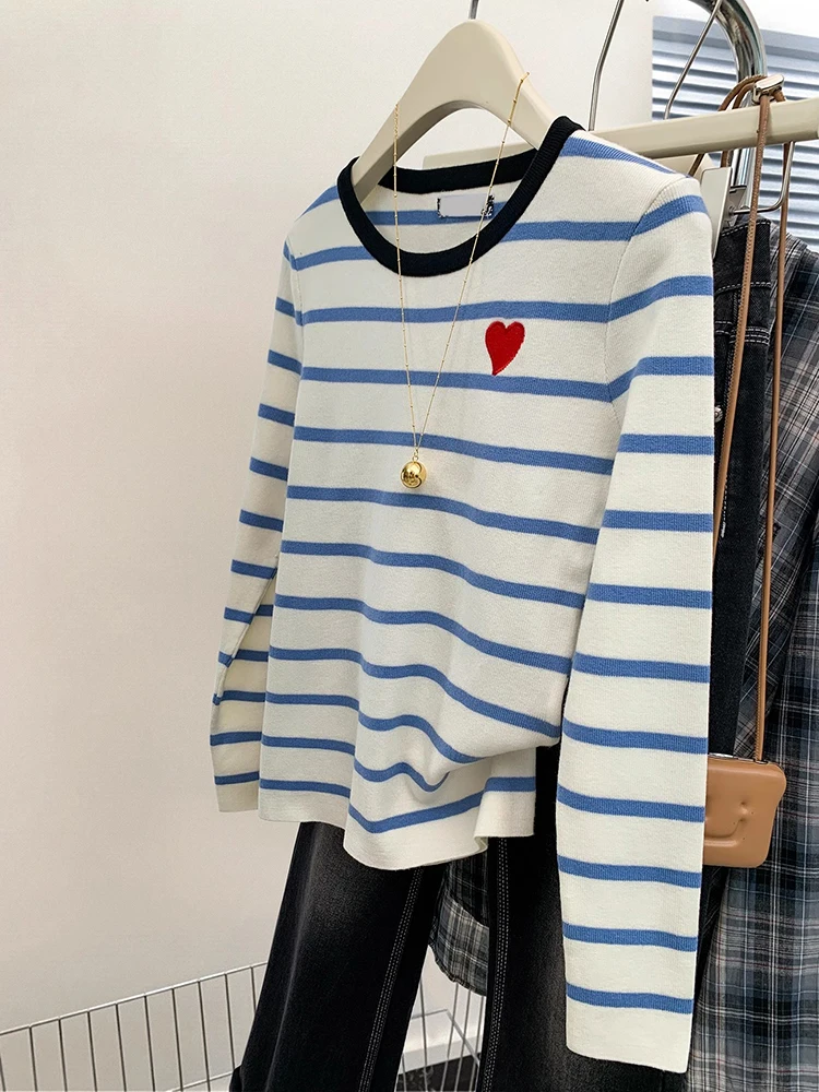 Autumn Winter New Striped Sweater Design Sense Niche Long Sleeved Knitted Sweater Women Fashion Round Neck Tops