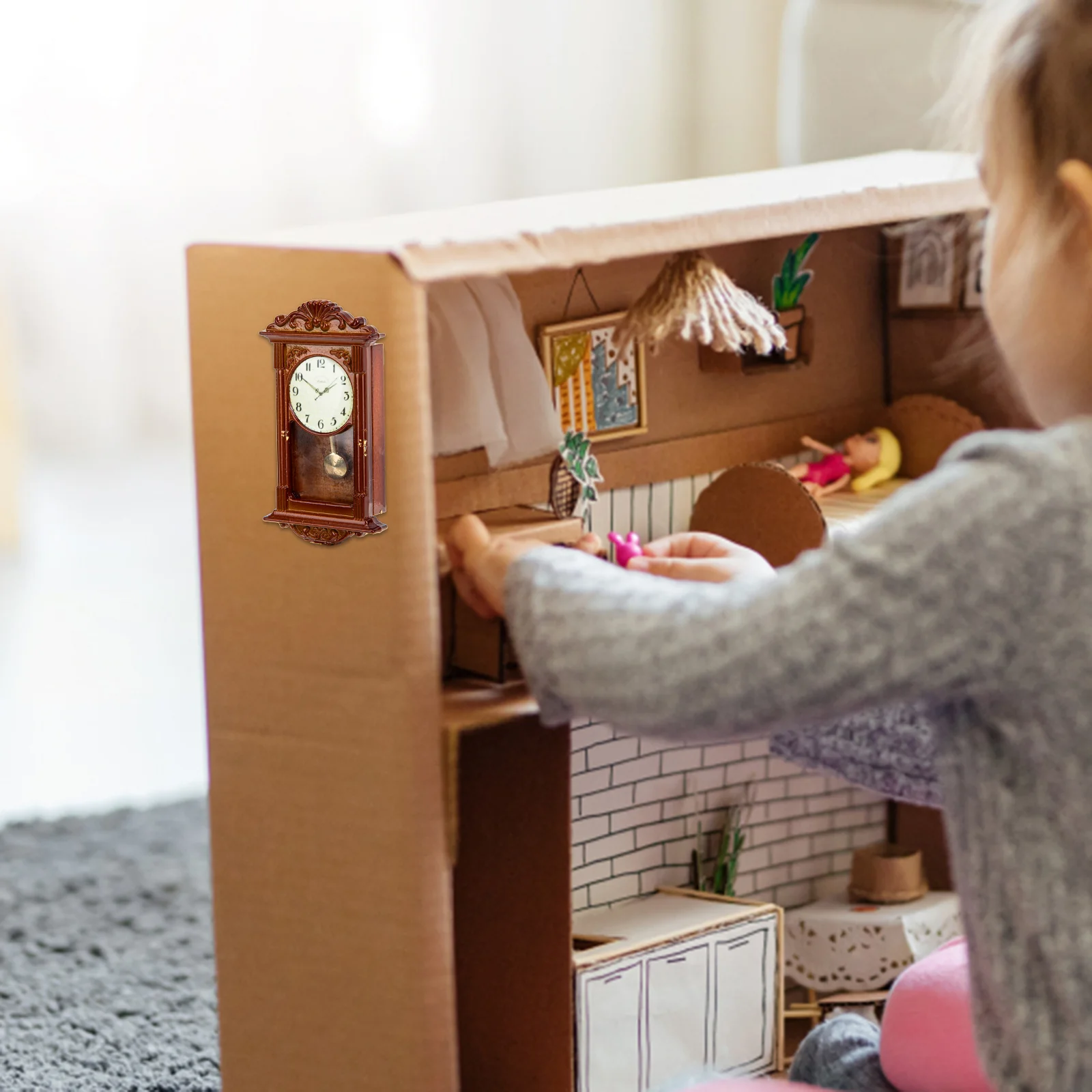 Decorazioni per la casa leggera per la casa delle bambole Orologio romano Appeso mobili giocattolo Mini giocattoli per bambini