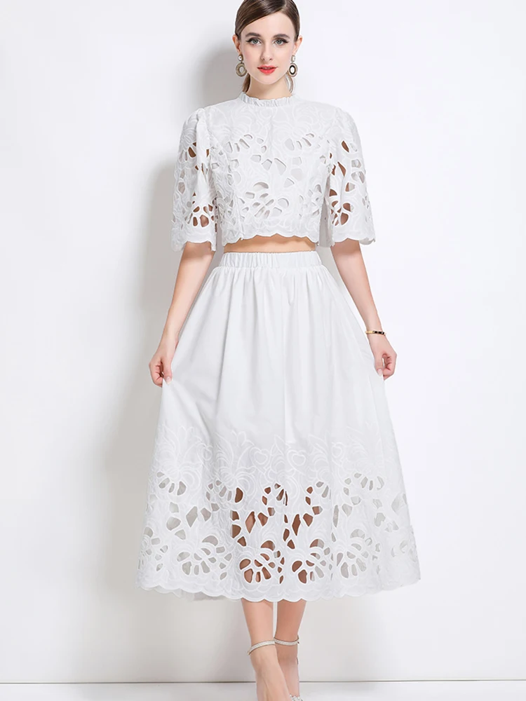 

Elegant Round Neck Hollowed Out Embroidered Top+Color Blocked Skirt Set 2025 New Fashionable Women'S Clothing