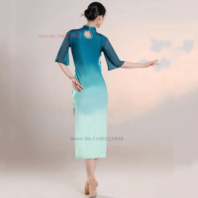 Vestido de baile vintage chino 2025, vestido qipao popular de color degradado nacional, cheongsam de danza folclórica tradicional puesta en escena