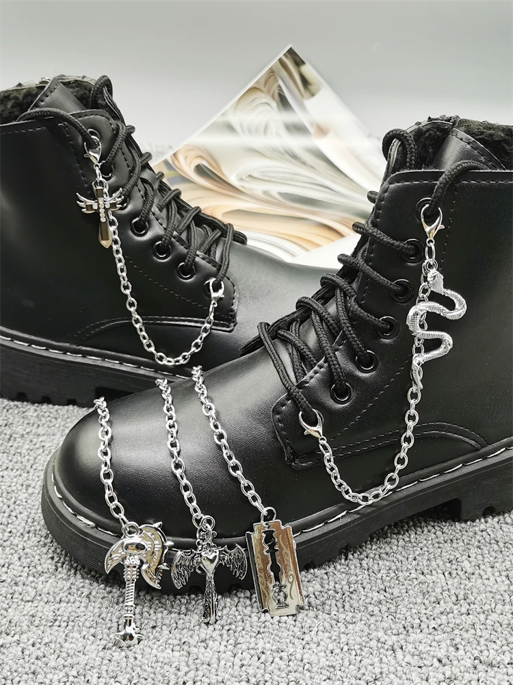 1 Stück Punk Bling Kreuz-Schuhkette Dekoration Vintage Silberfarbene Klinge Schuh-DIY-Zubehör Personalisierter Axt-Schuhclip Schlangen-Schuh-Charm – Detail 6
