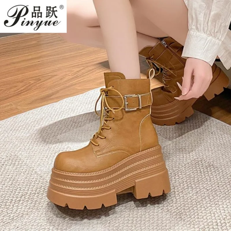 

Новые женские готические ботинки на высокой платформе 10 см, зимние теплые меховые ботинки на толстой подошве, на шнуровке, кожаные мотоциклетные ботинки