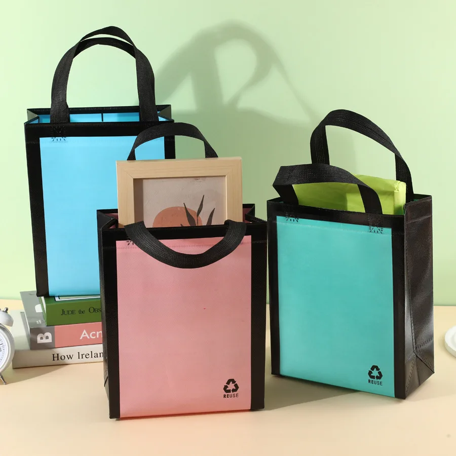 Non-woven Gift Bags Holiday Party Bags Simple Graduation Season Companion Handbag Clothing Store Shopping Bag