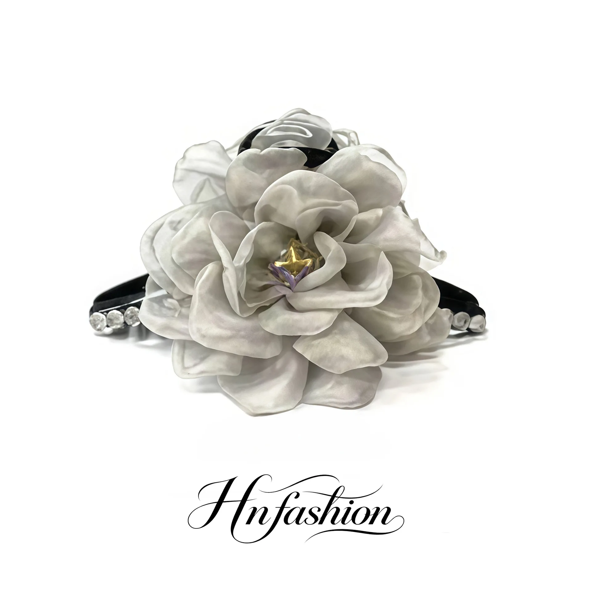Chinese Hanfu Elegant Light Gray Chiffon Camellia Rhinestone Decor Hair Claw Clip Gentle Hair Accessory For Women Back Head Use