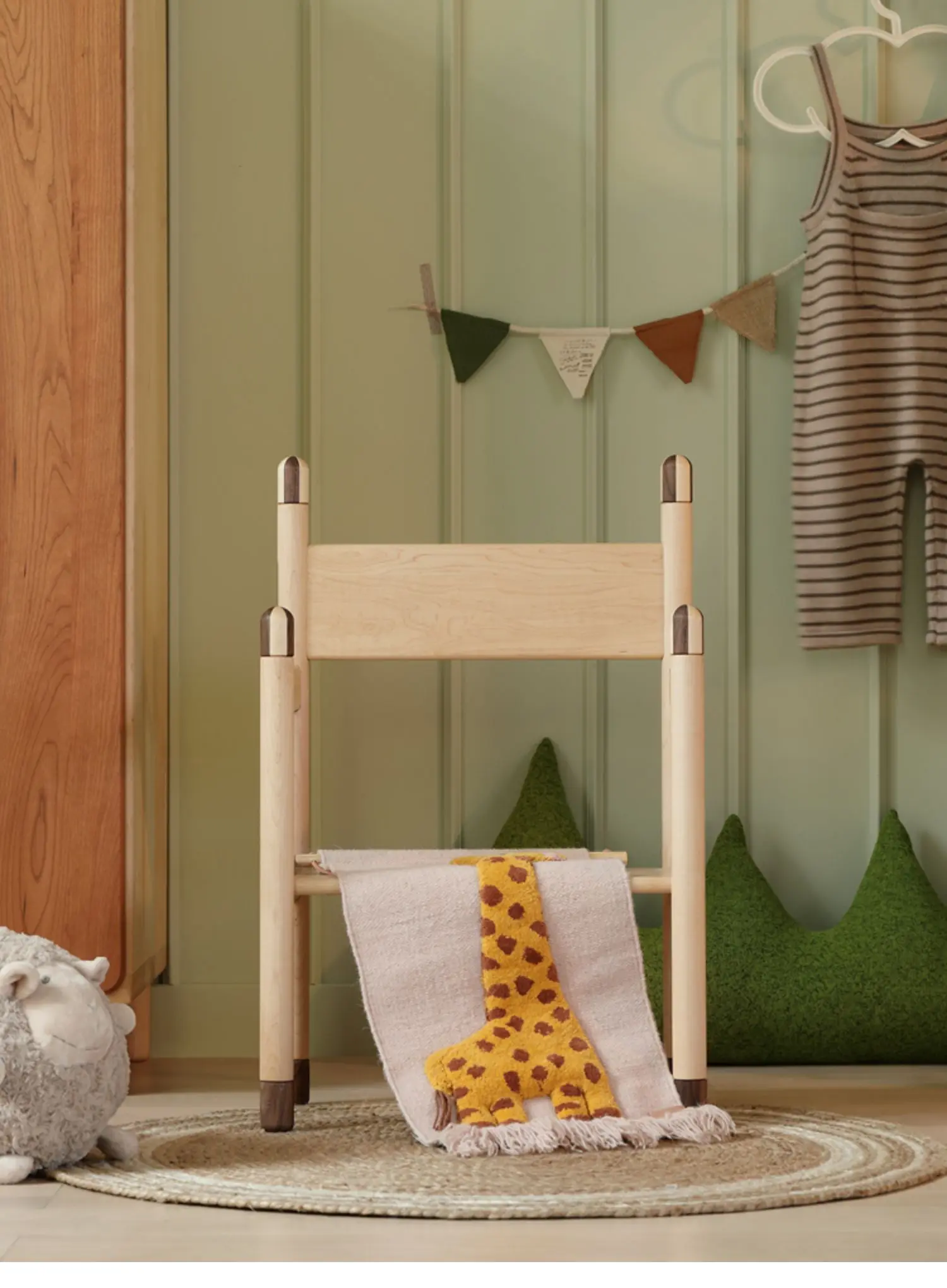 Little Throne Children's Chair, Two Ladder Counter Steps, Adjustable Height Solid Wood Seat