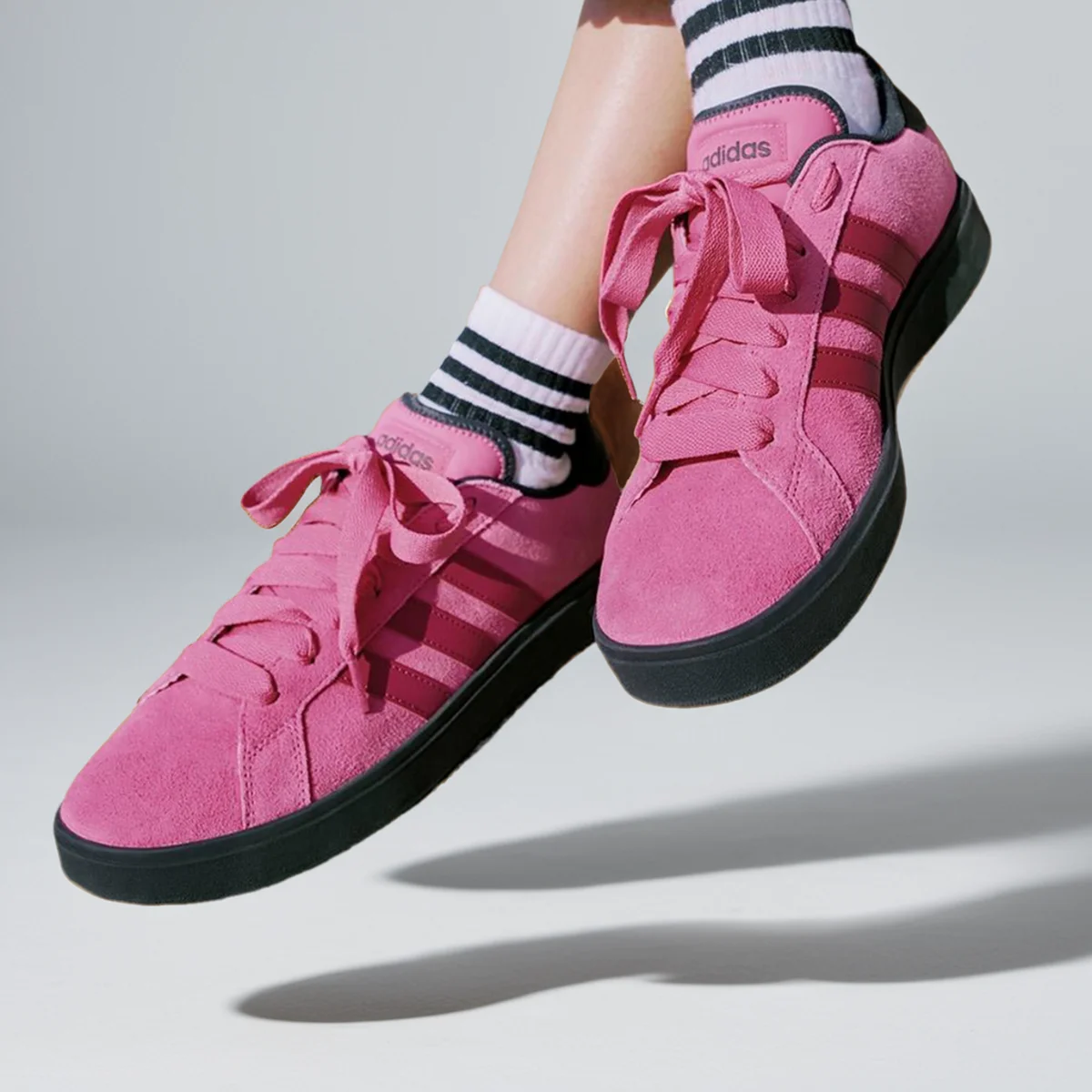 

Adidas genuine Grand Court men's and women's fashionable retro casual board shoes KK1406