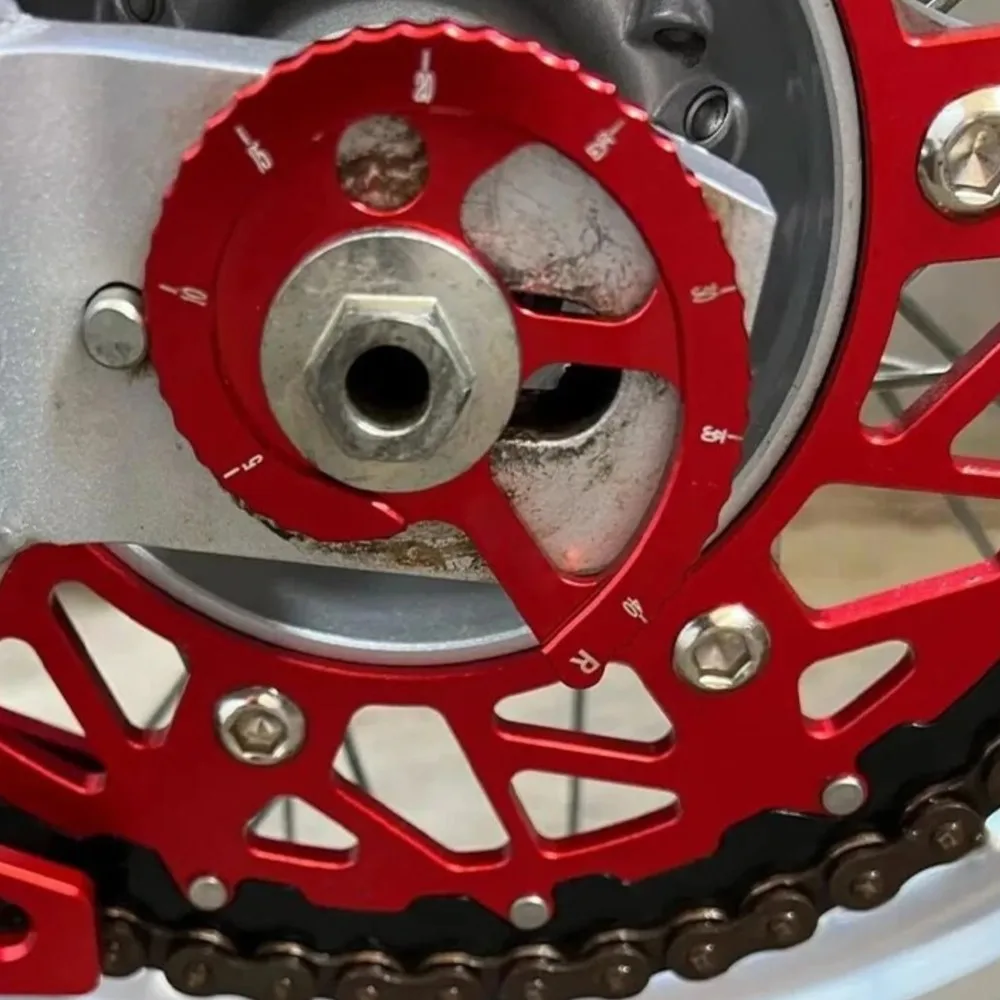 

For YAMAHA XTZ 600 WR 250Z DT 125R 125RE TTR TW XT 225 E 250 R 200 600E WR250Z TTR225 XT600E DT125R Axle Blocks Chain Adjuster