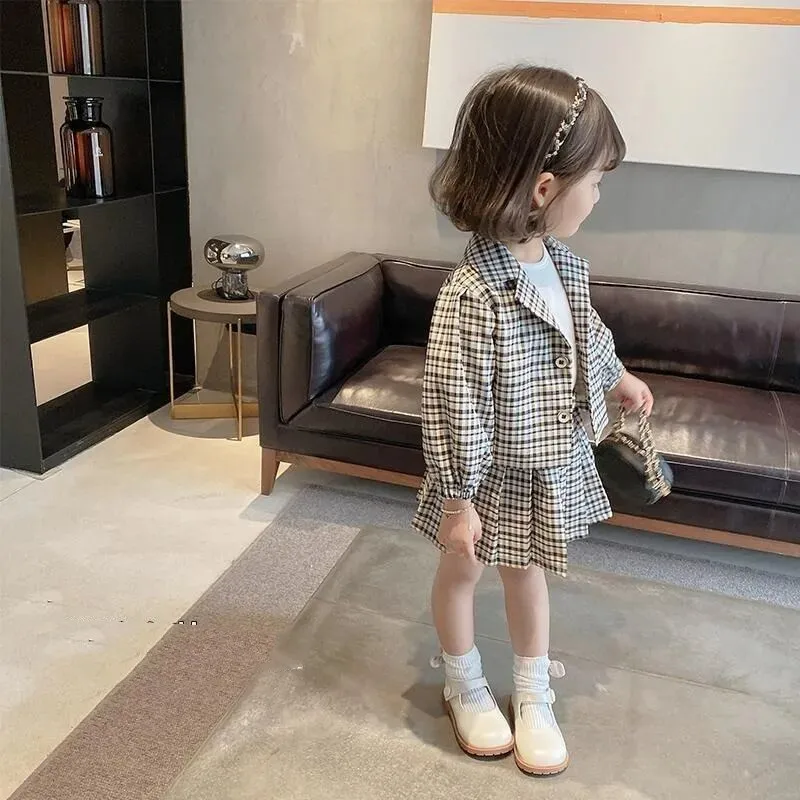 

Girls' College Style Set 2025 Spring and Autumn New Children's Baby Checkered Suit with Hundred Fold Short Skirt Two Piece Set