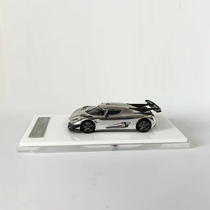 HKM 1:64 Model Car Koeni Agera Alloy Die-Cast Sport Vehicle Display Collection-Chrome Silver