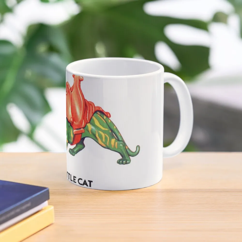 Кофейная кружка в винтажном стиле с изображением кота-мастеров Вселенной