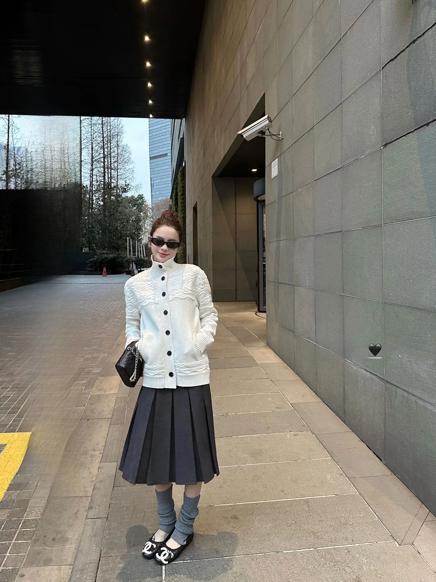 

Goo Goo Eyes Embossed Texture Knitted Wool High Collar Sweater Cardigan Women's Fashion Commute Style Long Sleeve Coat