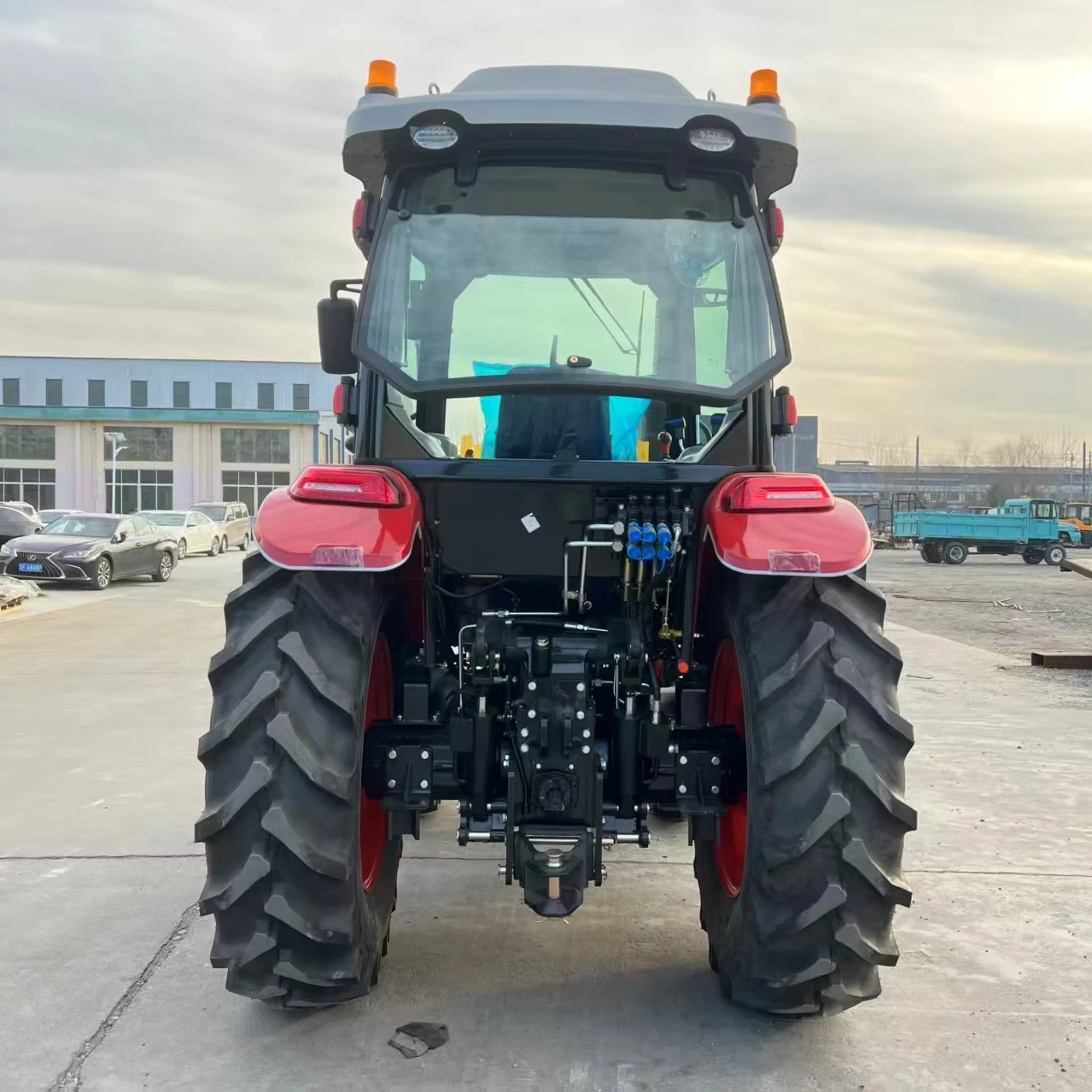 4WD Wheel Tractor Cheap Used Farm Tractor with Equipment Hot Sale in Germany Engine and Motor Core Components
