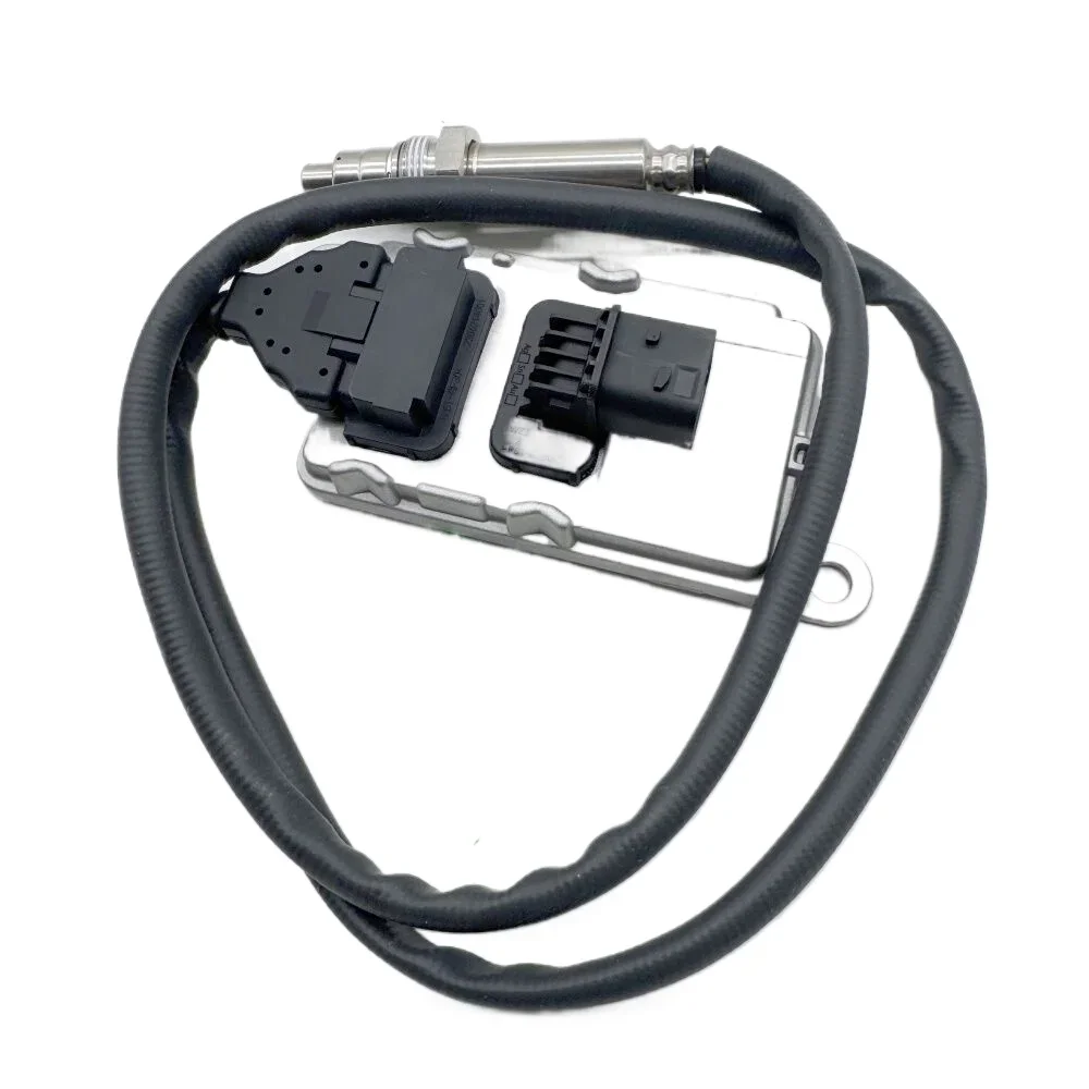 

2236408 SNS0061F NOx Sensor Original, Suitable for DAF Truck CF XF 12.6l European Heavy-duty Truck Aftermarket Parts