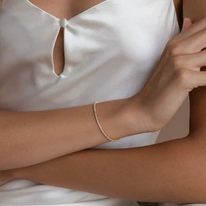 أفضل 6 أساور مشعة مبيعا - رقم 1