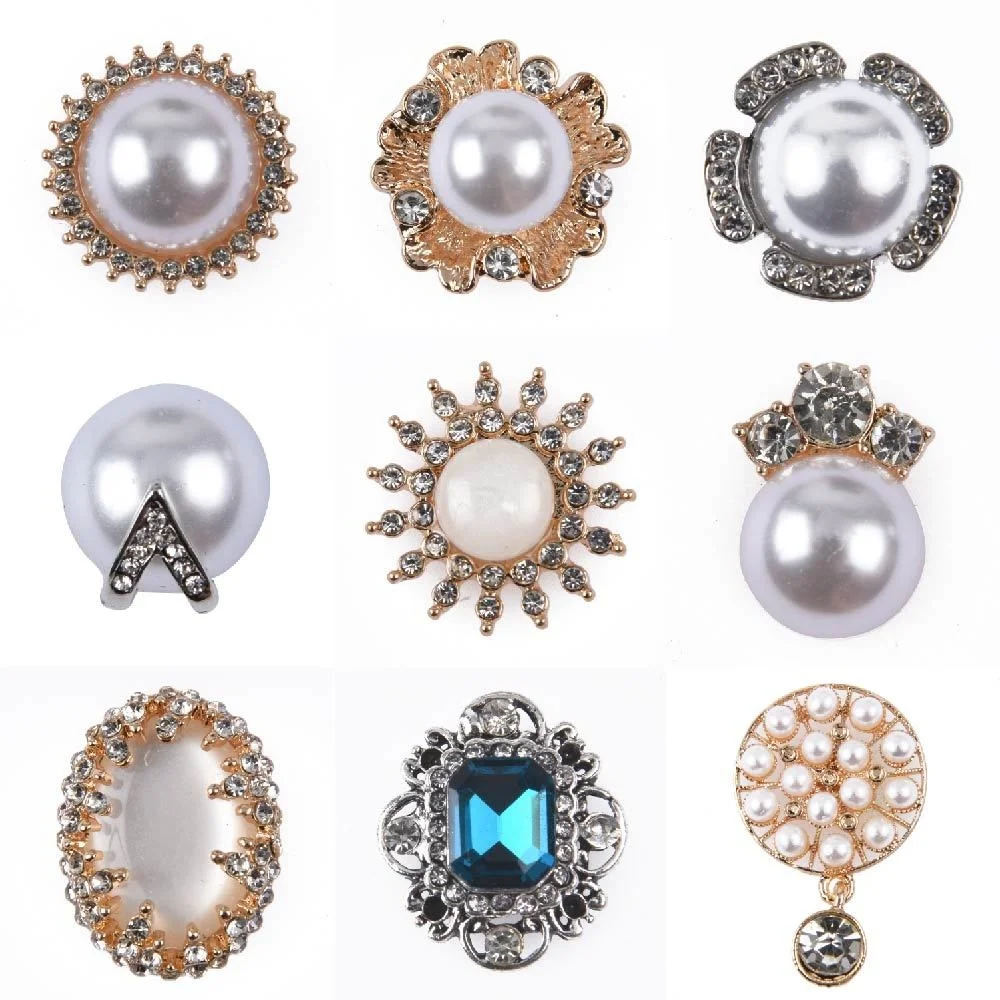 Luxury Emerald Rhinestone Shoes Decorations Create White Pearl Shoe Charms Large Bling Diamonds Bear Bowknot Clog Charms Gifts