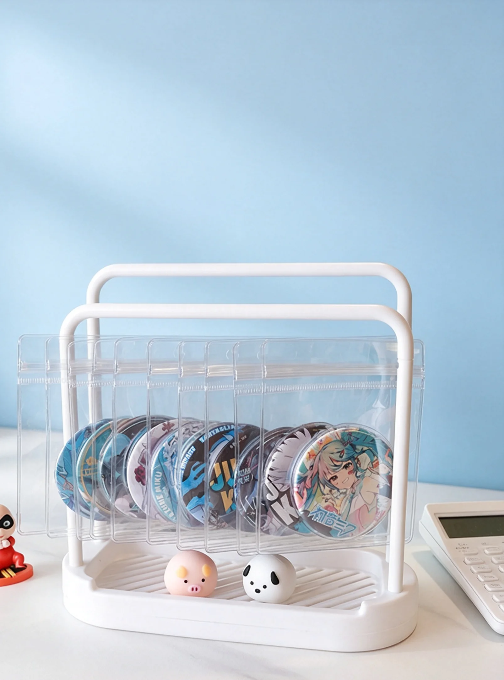 Display stand / item keychain nameplate hanging piece storage rack box