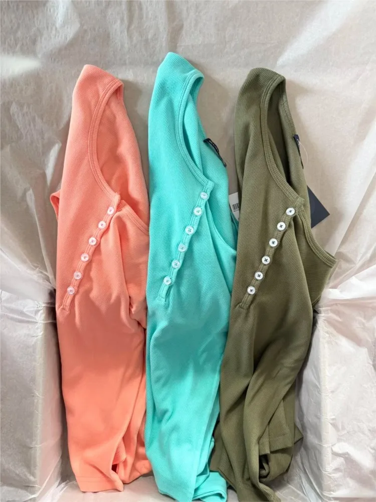 

Винтажная зеленая футболка в рубчик с длинными рукавами, женская осенняя хлопковая футболка с шестью пуговицами, повседневные лоскутные тонкие футболки, простые шикарные уличные топы