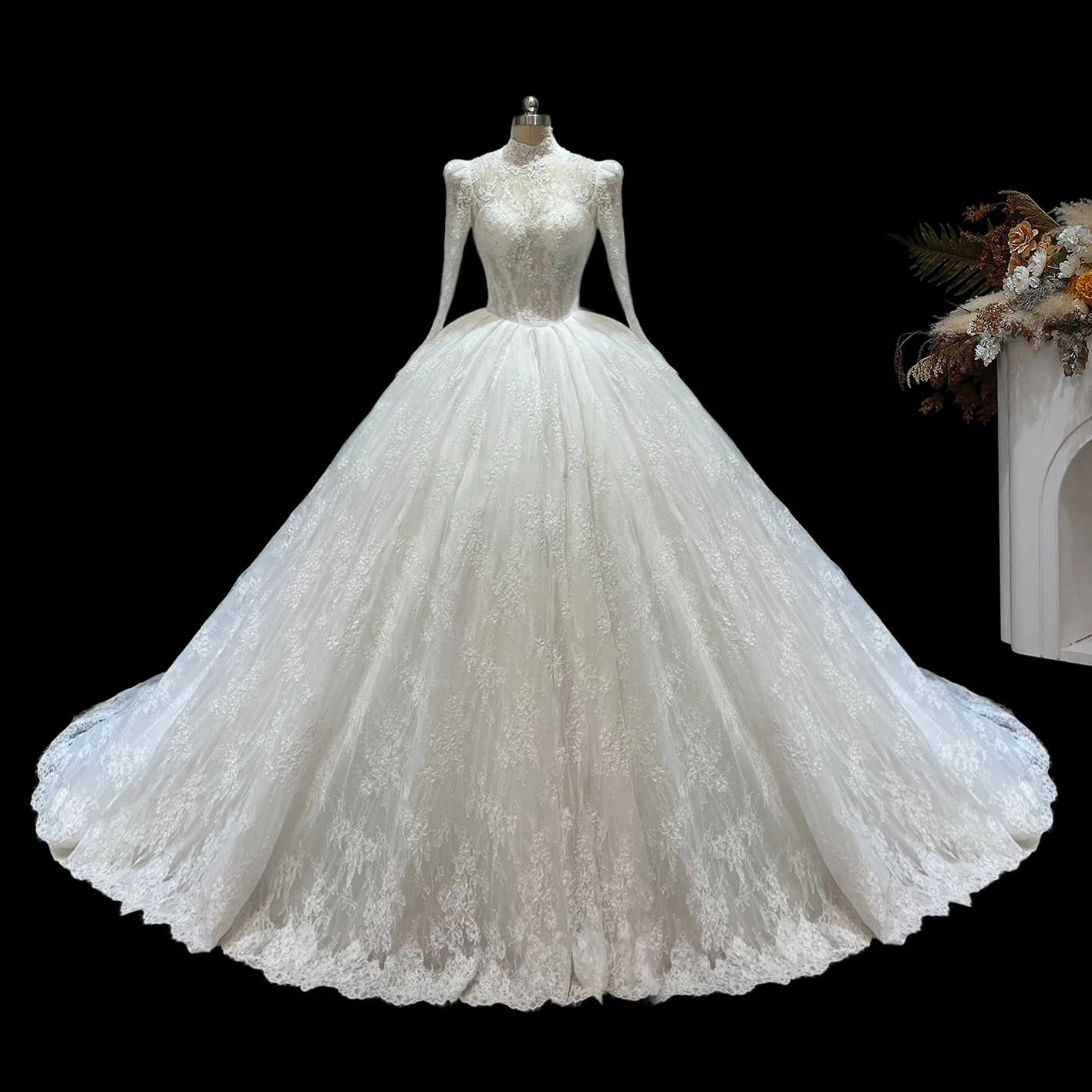 Sheer Fairy Wedding Dress Elegant High Neck Tulle Long Sleeve Appliques Button Dubai Bridal Gown with Big Train SW682 Customized
