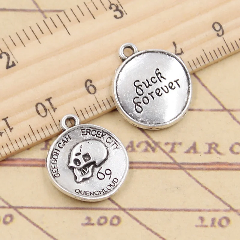 10 stücke Charme Schädel Glück Münze Glück Für Immer 20x17mm Tibetischen Silber Farbe Anhänger