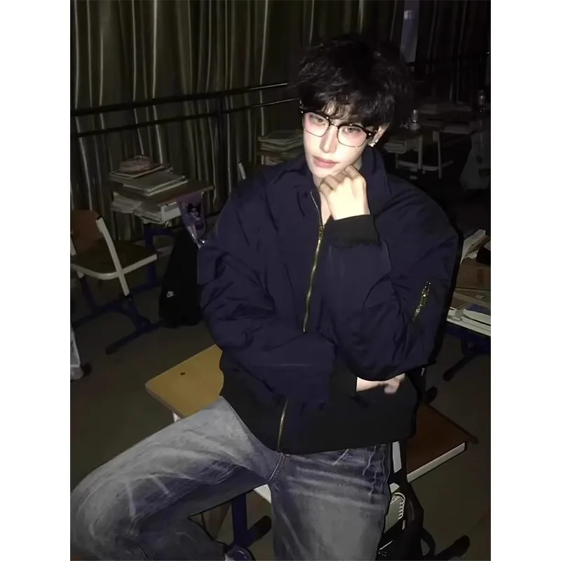 

Loose Fit MA American Sle Pilot Jaet Coat Men Spring Autumn Bomber Retro ort Baseball orm Blue Polyester Fiber