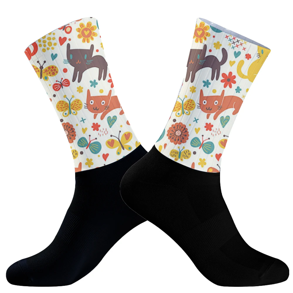 Calcetines de Ciclismo de dibujos animados para hombre y mujer, medias felices de alta calidad, primavera, verano, Otoño e Invierno