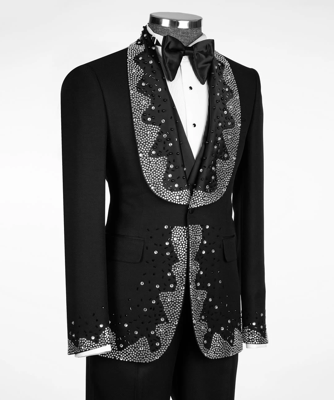 Sfilata di moda Uomo Smoking Formale Scialle con perline Completo Risvolto Abbigliamento da sposo Affari Festa di compleanno personalizzata 2 pezzi