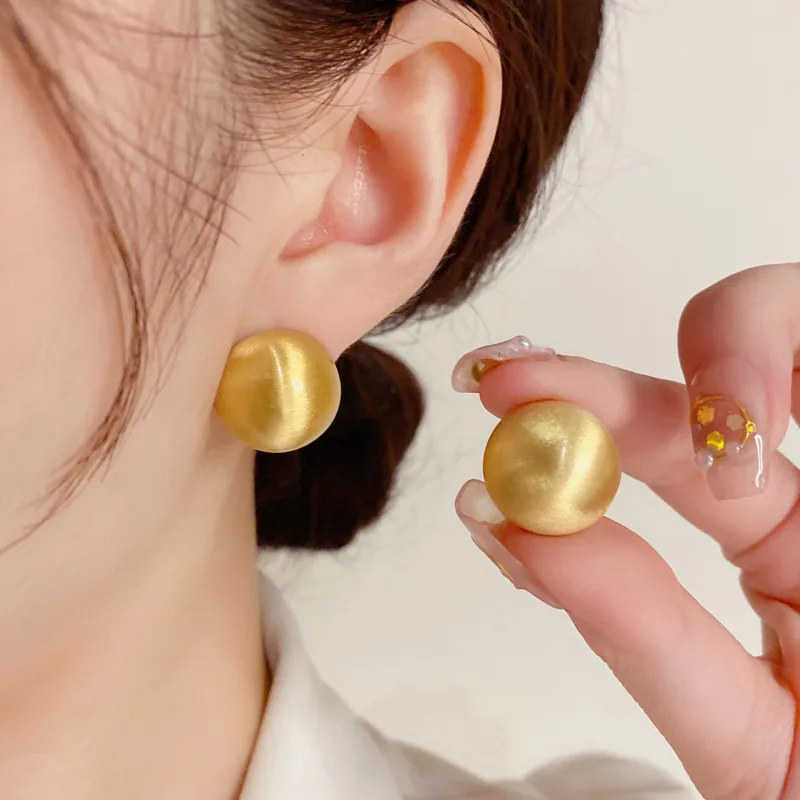 18K gold plated brushed metal round earrings Korea new design fashion jewelry elegant women's daily work accessories