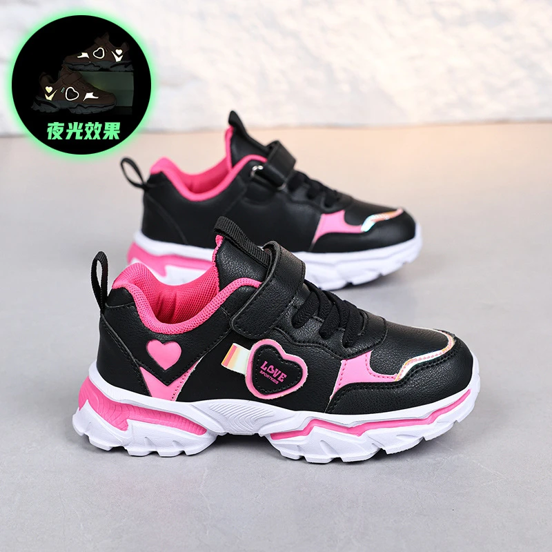 Girls Luminous Heart Pattern Sneakers Kids Casual Running Shoes With Glow The Dark Design In Pink And Black For School Outdoor